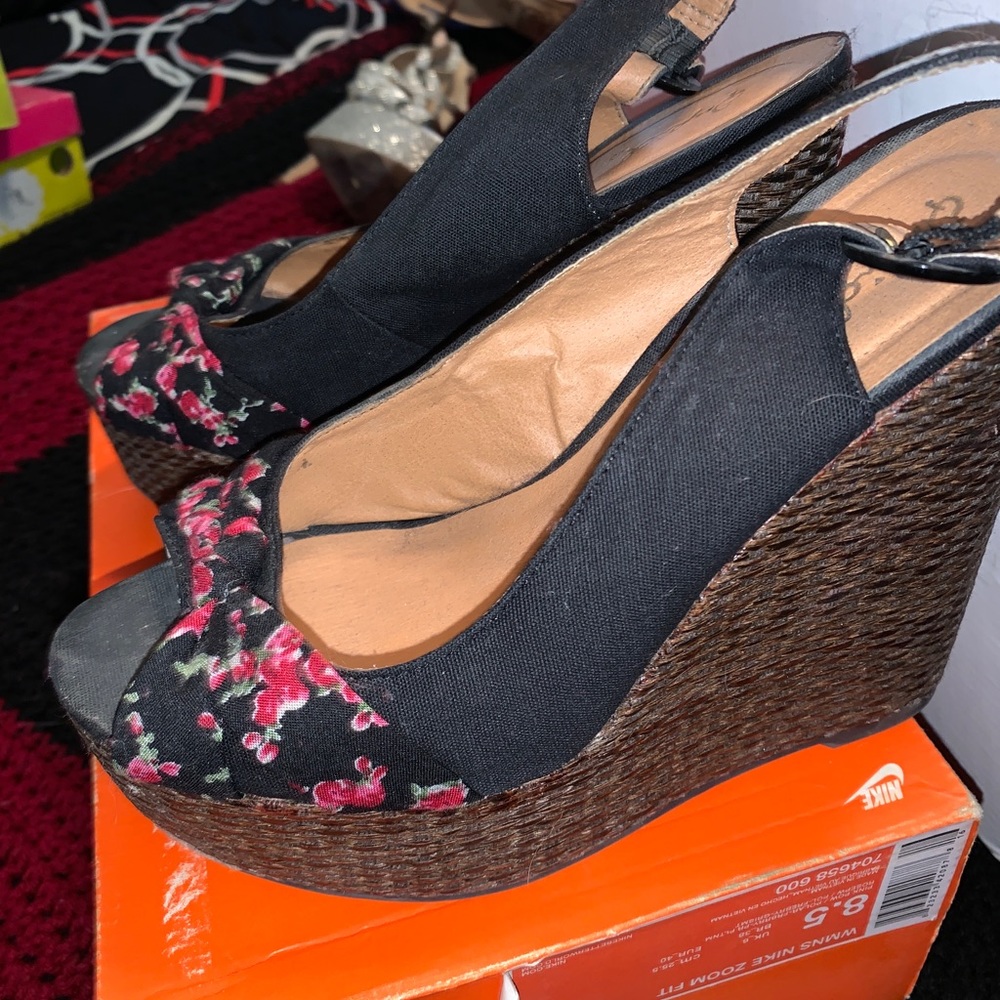 Black floral wedges